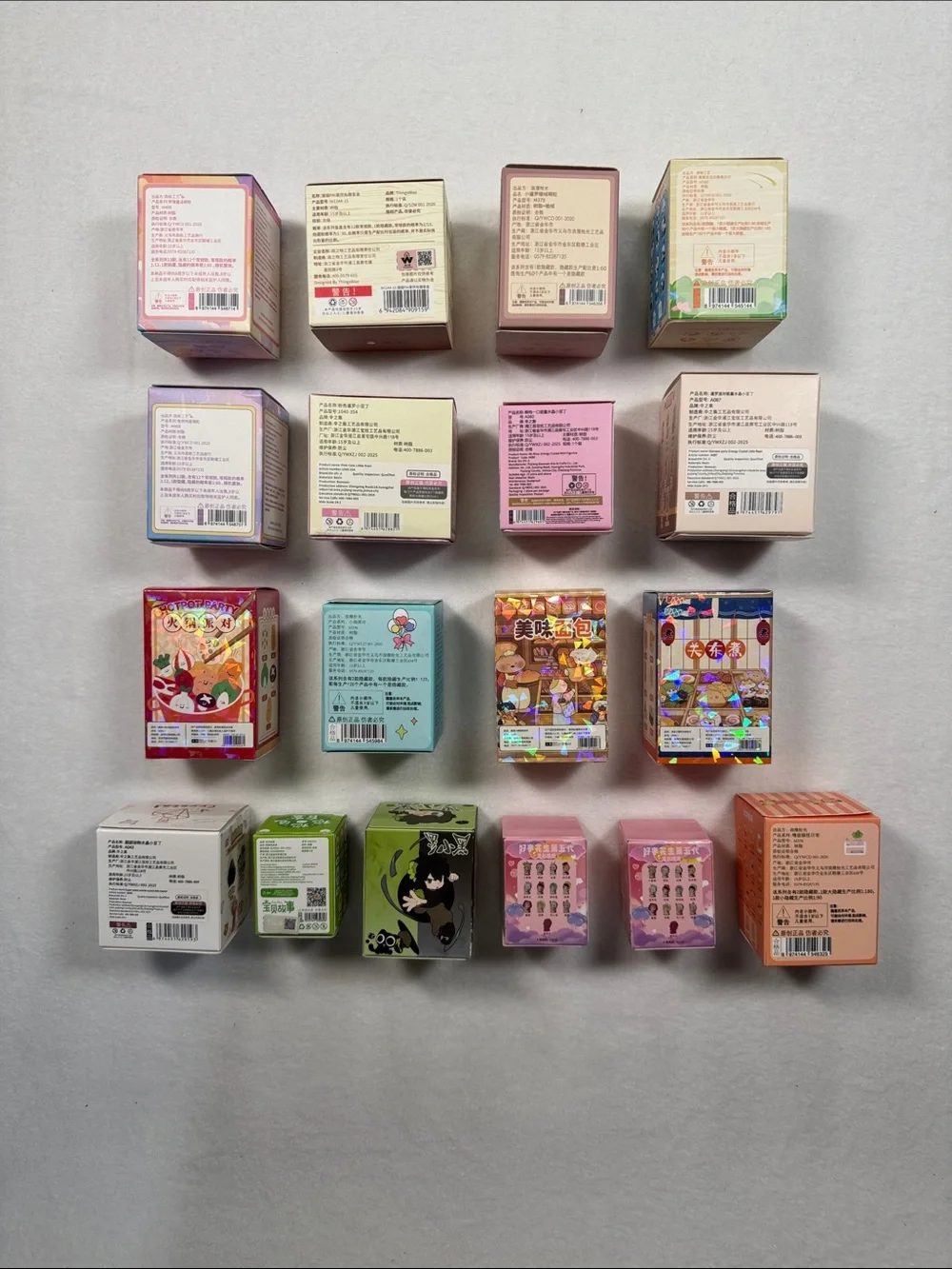 Blind Box Bundle - lot of 18